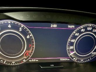 Volkswagen Golf 2.0 TSI GTI 245pk aut + f1 Perf. 5drs - pano - cam - virtual - keyless - acc - front assist - carplay - sfeerverlichting picture 72
