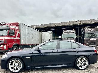 krockskadad bil auto BMW 5-serie 550i 2013/1