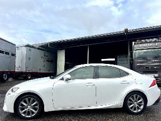 Coche accidentado Lexus IS 300H 2.5 Hybrid Business Line Pro 2016/9