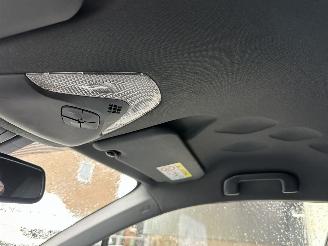 Toyota C-HR Gereserveerd 1.8 Full Hybrid 148pk aut Energy - 42dkm nap - navi - camera - keyless entry + start - front + line assist picture 61