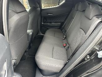 Toyota C-HR Gereserveerd 1.8 Full Hybrid 148pk aut Energy - 42dkm nap - navi - camera - keyless entry + start - front + line assist picture 25