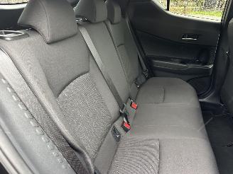 Toyota C-HR Gereserveerd 1.8 Full Hybrid 148pk aut Energy - 42dkm nap - navi - camera - keyless entry + start - front + line assist picture 65