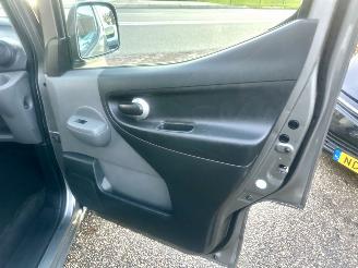 Nissan Evalia NV200 1.5 dCi 110pk 6-bak Acenta 7-pers - nap - 1e eig - camera - keyless entry + start - airco - cruise - privacy glass picture 46