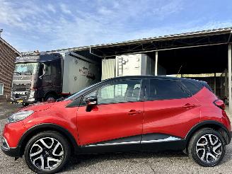 škoda osobní automobily Renault Captur 1.2 TCe Turbo Xmod 120pk 6-traps aut - 84dkm nap - navi - cam - leer - stoelverw - keyless - pdc v+a 2017/3