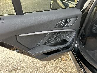 BMW 1-serie Gereserveerd 118D 2.0 150pk 8-traps aut + f1 M-Sport - pano - front + line + side + park assist - sfeerverl - keyless - virtual picture 68