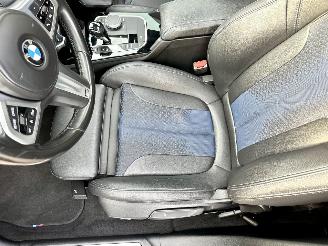 BMW 1-serie Gereserveerd 118D 2.0 150pk 8-traps aut + f1 M-Sport - pano - front + line + side + park assist - sfeerverl - keyless - virtual picture 44