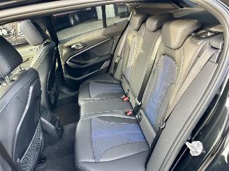 BMW 1-serie Gereserveerd 118D 2.0 150pk 8-traps aut + f1 M-Sport - pano - front + line + side + park assist - sfeerverl - keyless - virtual picture 72