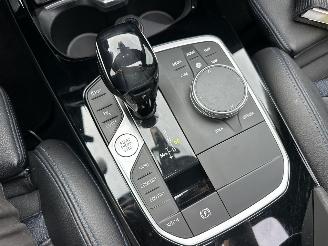 BMW 1-serie Gereserveerd 118D 2.0 150pk 8-traps aut + f1 M-Sport - pano - front + line + side + park assist - sfeerverl - keyless - virtual picture 24