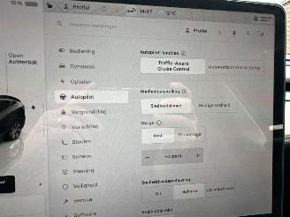 Tesla Model Y Long Range RWD 75kWh 351pk aut - pano - leer - carbon - 360cam - stoelverw v+a - multimedia achter - full self driving picture 25