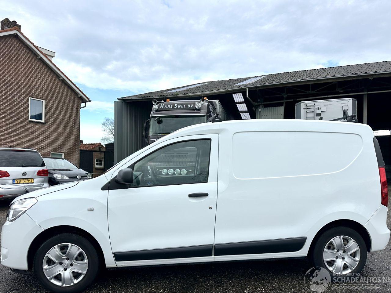 Dacia Dokker 1.5 dCi 90pk 6-bak euro6 Solid - nav - airco - aux+usb - stuurbed - elektr pakket - schuif + klapdeuren