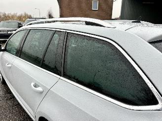 Skoda Octavia 1.0 TSI 116pk 6-bak Greentech Bus Edition Plus - xenon - virtual - camera - pdc - carplay - clima - cruise picture 94