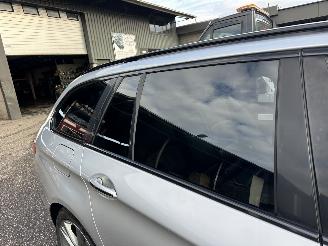 BMW 5-serie Touring 520i 184pk 8-traps aut Luxury Ed - nap - leer - stoelverw - elektr trekh + stuur - memory l+r picture 91