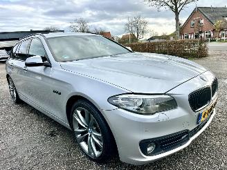 BMW 5-serie Touring 520i 184pk 8-traps aut Luxury Ed - nap - leer - stoelverw - elektr trekh + stuur - memory l+r picture 4