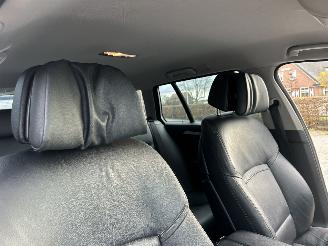 BMW 5-serie Touring 520i 184pk 8-traps aut Luxury Ed - nap - leer - stoelverw - elektr trekh + stuur - memory l+r picture 29