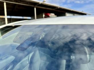 Toyota Auris 1.8 Full Hybrid 123pk aut Executive - nap - navi - camera - keyless entry + start - lmv + 4x goede banden picture 96