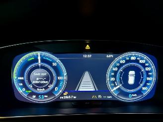 Volkswagen e-Golf 136pk aut Highline 5drs - nap - virtual - keyless - leer - stoelverw - sfeerverl - camera - pdc v+a picture 14