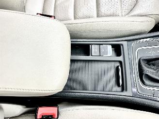 Volkswagen e-Golf 136pk aut Highline 5drs - nap - virtual - keyless - leer - stoelverw - sfeerverl - camera - pdc v+a picture 45