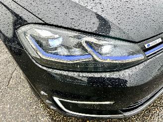 Volkswagen e-Golf 136pk aut Highline 5drs - nap - virtual - keyless - leer - stoelverw - sfeerverl - camera - pdc v+a picture 11