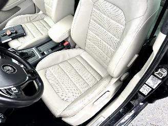 Volkswagen e-Golf 136pk aut Highline 5drs - nap - virtual - keyless - leer - stoelverw - sfeerverl - camera - pdc v+a picture 20