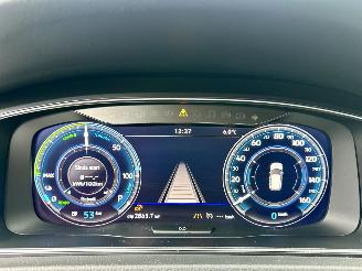 Volkswagen e-Golf 136pk aut Highline 5drs - nap - virtual - keyless - leer - stoelverw - sfeerverl - camera - pdc v+a picture 34