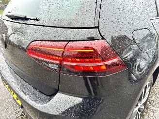 Volkswagen e-Golf 136pk aut Highline 5drs - nap - virtual - keyless - leer - stoelverw - sfeerverl - camera - pdc v+a picture 12