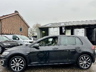 krockskadad bil auto Volkswagen e-Golf 136pk aut Highline 2018/3