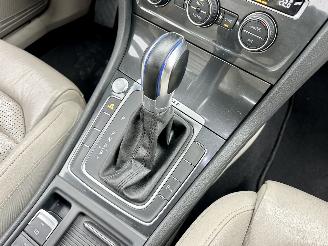 Volkswagen e-Golf 136pk aut Highline 5drs - nap - virtual - keyless - leer - stoelverw - sfeerverl - camera - pdc v+a picture 17