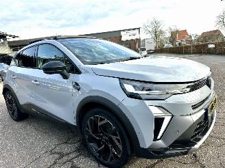 Renault Captur 1.6 E-Tech full hybrid 145 esprit Alpine - nap - pano - harman - 360cam - stuurverw - front + line + side assist picture 4