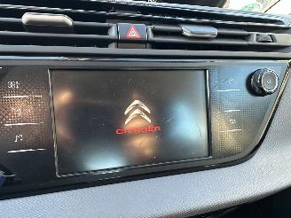 Citroën C4 Spacetourer 1.2T 131pk aut + f1 Bus 7-pers - nap - navi - virtual - line assist - keyless entry + start - pdc picture 63