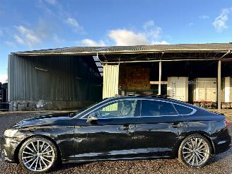 skadebil auto Audi A5 Sportback 2.0 TDI 190pk 7-traps aut Design - pano - nap - front + line + park + side assist - elektr klep 2017/10