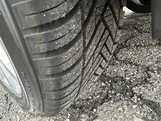 Volkswagen T-Roc 1.5 TSI 150pk 7-Traps aut Life - 7dkm nap - navi - cam - virtual - front + line + park assist - keyless picture 64