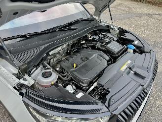 Skoda Kodiaq 1.5 TSI 150pk 7-traps aut Sportline - nap - nardo grey - keyless - virtual - sfeerverl - stuurverw - cam - memory picture 14