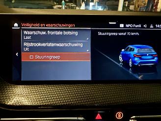 BMW 1-serie 118i 136pk 7-Traps aut High Exe - nap - virtual - nav - cam - front + line + park assist - leer + stoelverw - sfeerverl picture 27