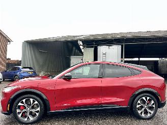 škoda osobní automobily Ford Mustang Mach-e 75 kWh AWD 371pk automaat Premium - pano - 2023/5