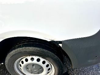 Mercedes Vito 114 CDI 136pk 7-traps aut + f1 euro.6 - nap - 1e eig - airco - cruise - pdc v+a - trekh - klapdeuren + wissers picture 12
