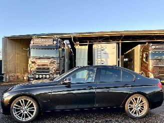skadebil auto BMW 3-serie 330e 245pk High Executive 2016/2