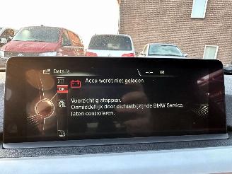 BMW 3-serie 330e 245pk 8-traps aut + f1 high exe - 112dkm nap - harman  - stuur + stoelverw v+a - 360cam - head up - elektr rollo picture 45