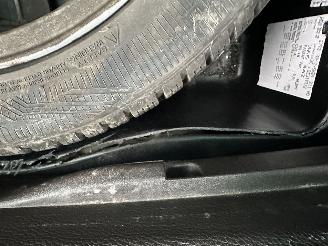 Volkswagen Passat 1.4 TSI 122pk dsg aut + f1 Highline - nap - dvd in hoofdsteunen - navi - clima - cruise - leer + stoelverw picture 60