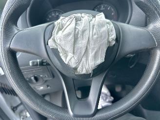 Mercedes Vito Tourer 110 CDI 102pk extra lang 9 Pers - nap - 1e eig - airco - cruise - getint glas - privacy glass - side bars picture 32