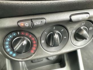 Opel Corsa-E gereserveerd 1.0 Turbo 90pk 6-bak online edition 5drs - nap - stuurverw + stoelverw - pdc v+a - airco - cruise picture 22