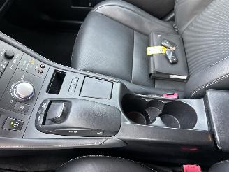 Lexus Ct 200h Hybrid 123pk aut Luxury Line - nap - nav - leer - camera - memory - xenon - pdc v+a - keyless picture 52