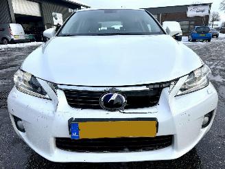 Lexus Ct 200h Hybrid 123pk aut Luxury Line - nap - nav - leer - camera - memory - xenon - pdc v+a - keyless picture 94