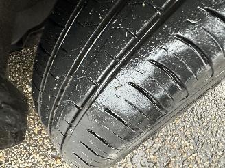 Nissan Micra gereserveerd 1.2i 80pk Connect Edition 5drs - navi - clima - cruise - pdc v+a - licht + regensensor - gebruikerssporen picture 59