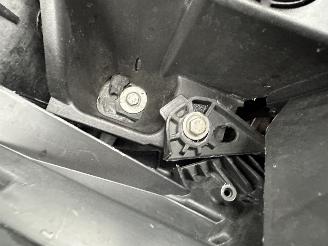 Peugeot 5008 1.2T 131pk 6-traps aut + F1 Crossway 7Pers - navi - leer - virtual - camera v+a - line + side assist - 50dkm picture 108