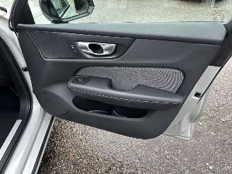 Volvo V-60 2.0 B4 Hybrid 8-traps aut R-Design - nap - virtual - leer - stuur + stoelverw - trekh - front + line + side assist picture 65