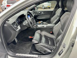 Volvo V-60 2.0 B4 Hybrid 8-traps aut R-Design - nap - virtual - leer - stuur + stoelverw - trekh - front + line + side assist picture 48