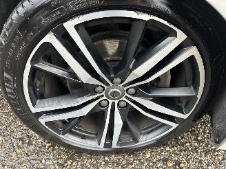 Volvo V-60 2.0 B4 Hybrid 8-traps aut R-Design - nap - virtual - leer - stuur + stoelverw - trekh - front + line + side assist picture 97