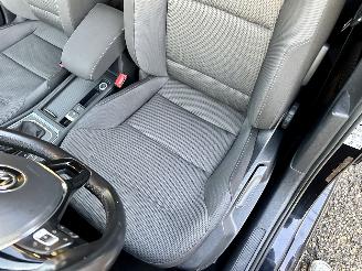 Volkswagen Golf 1.5 TSI 131pk 7-Traps aut + f1 comf bns 5drs - carplay - front assist - acc - pdc v+a - inkl trekh - privacy glass picture 56