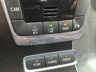 Volvo V-60 2.4 D5 Hybrid aut AWD R-Design - schuifdak - leer - nav - cam - front + line + side assist - harman/kardon picture 24