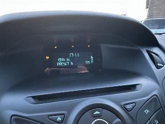 Ford Focus 1.0T Ecoboost 101pk Edition 5drs - 64dkm - airco - 51.360km distr.riem + waterpomp vernieuwd in 5/2025 picture 28